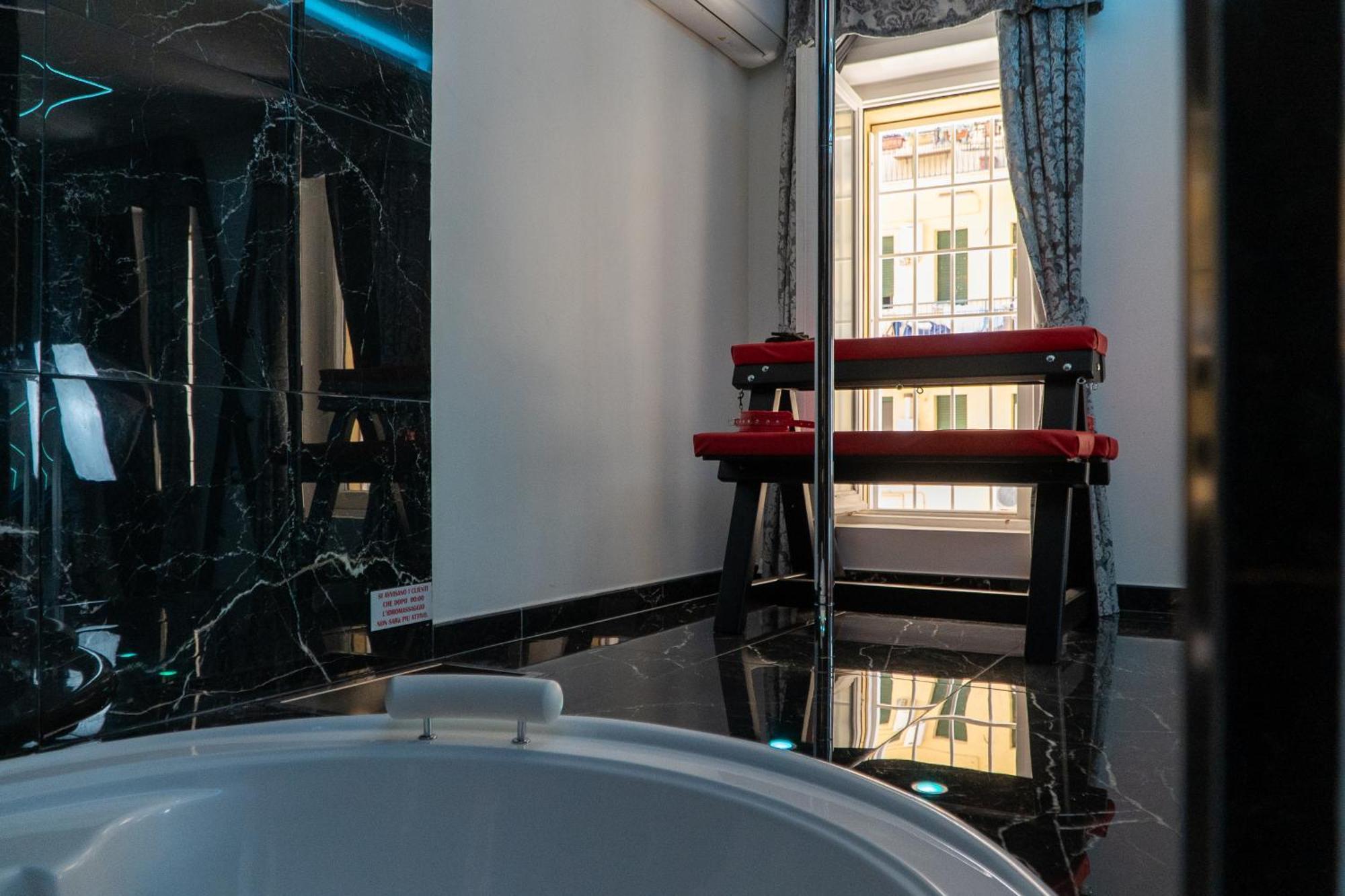 Suite Luxury Bdsm Rome Luaran gambar
