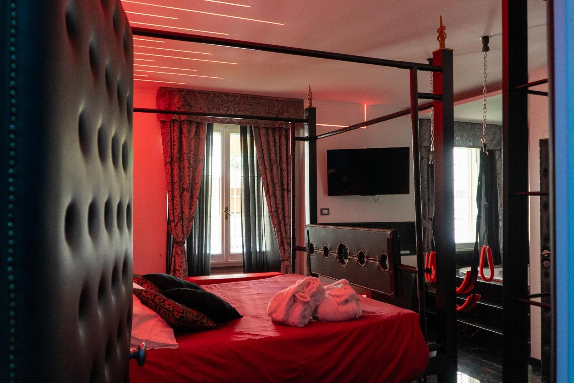 Suite Luxury Bdsm Rome Luaran gambar