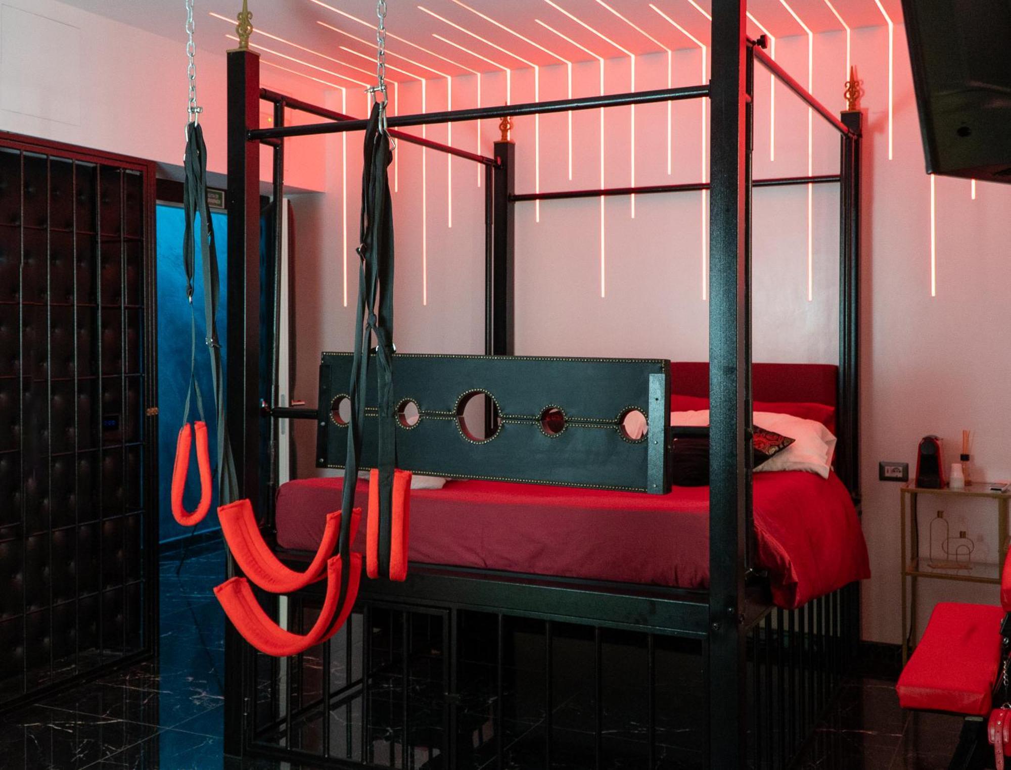 Suite Luxury Bdsm Rome Luaran gambar