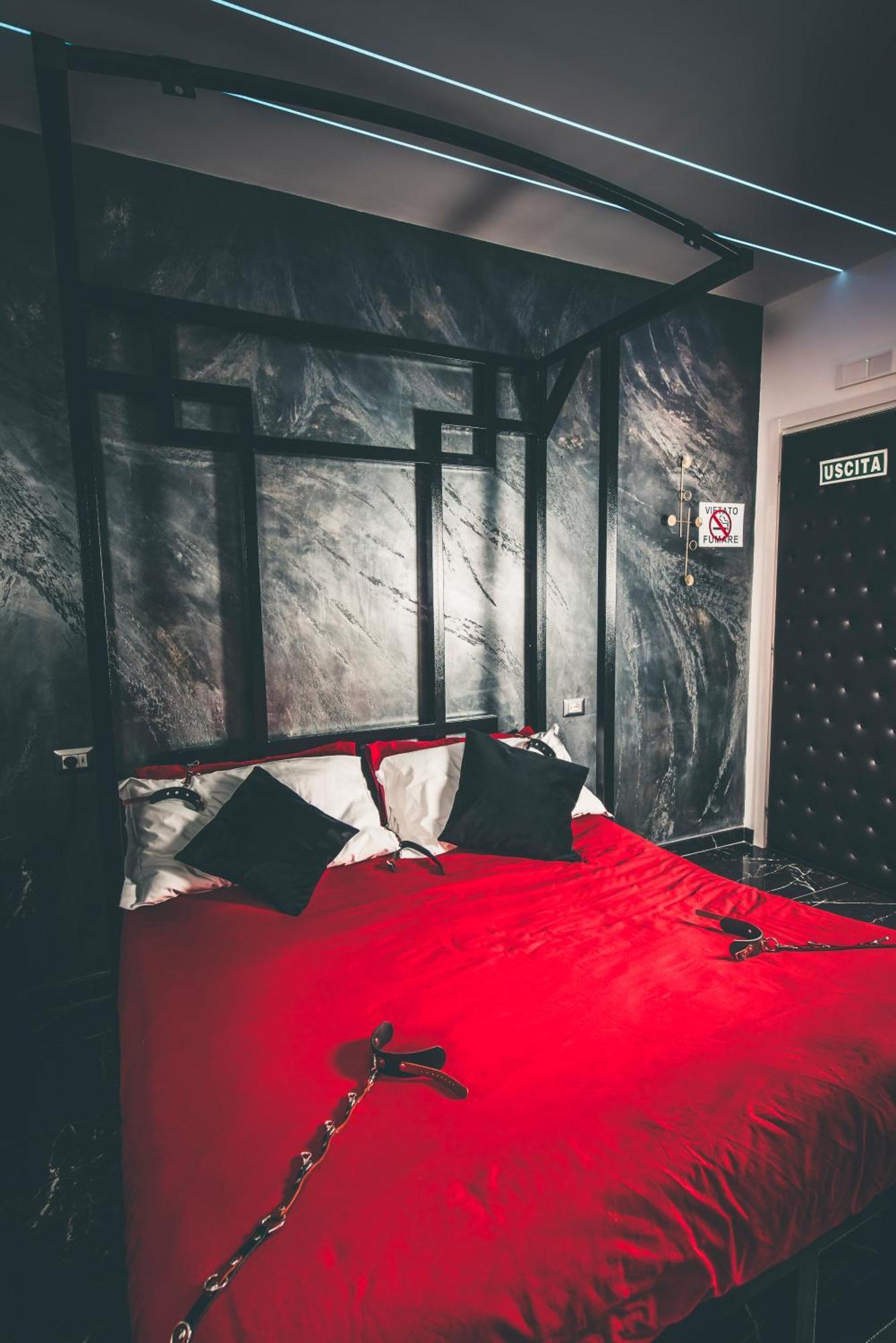 Suite Luxury Bdsm Rome Luaran gambar